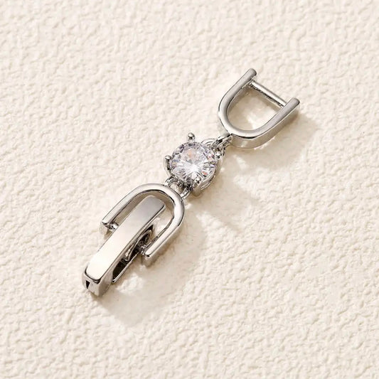 סוגר לתכשיטים עם זרקון🤍