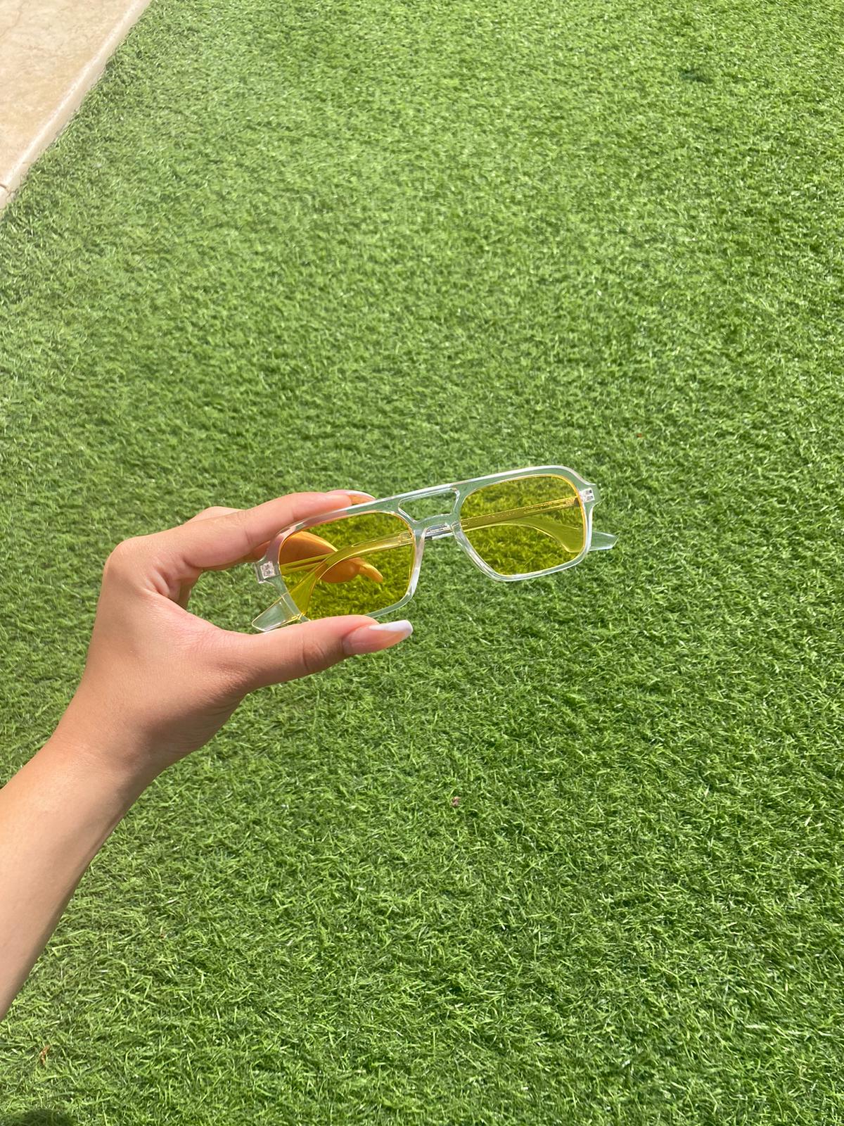 משקפי פלוס צהוב