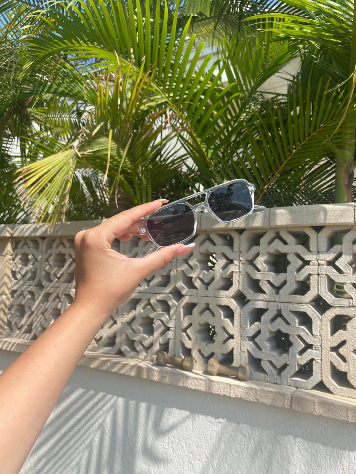 משקפי פלוס שחור