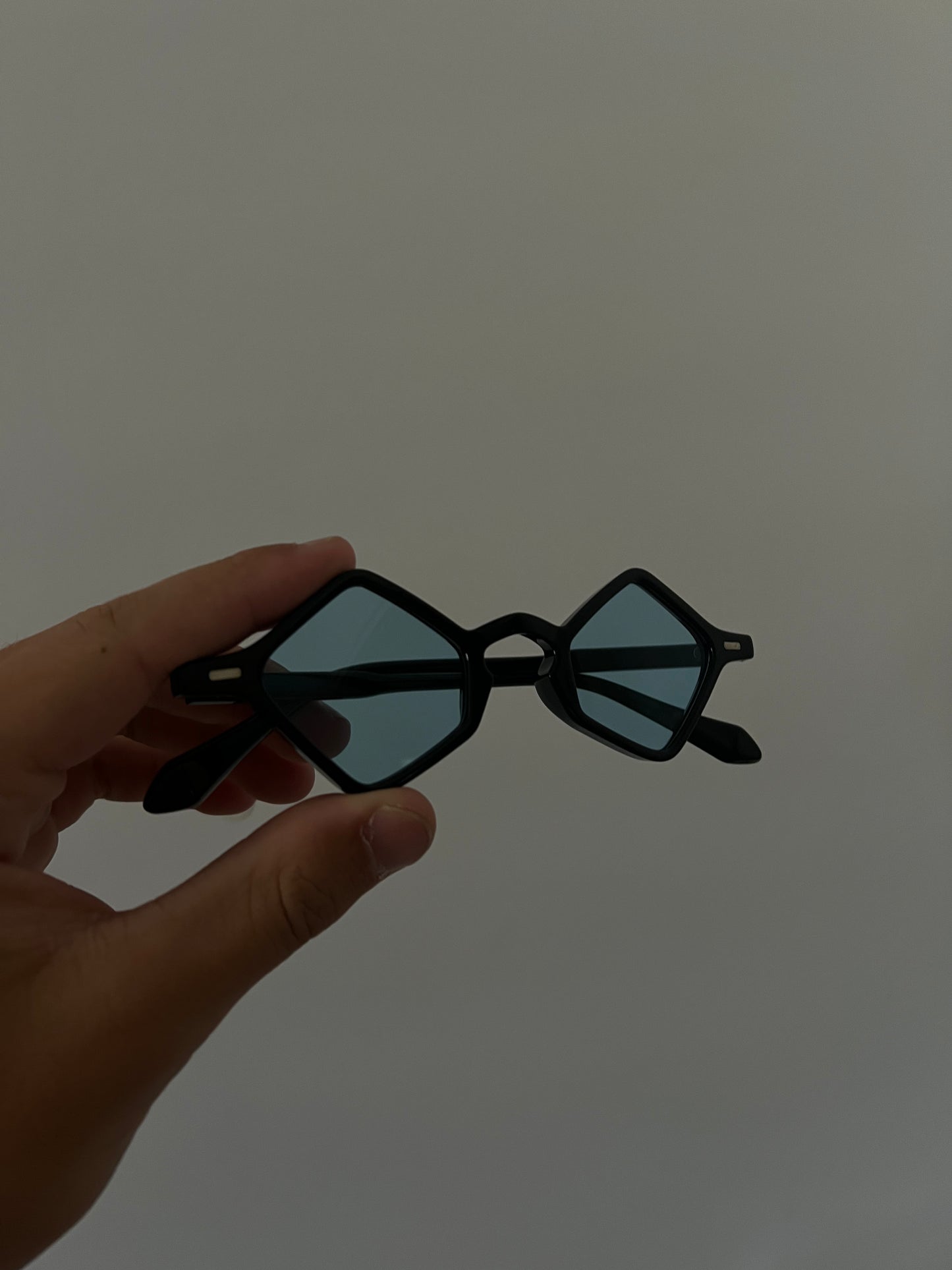 משקפי שמש IONIQ