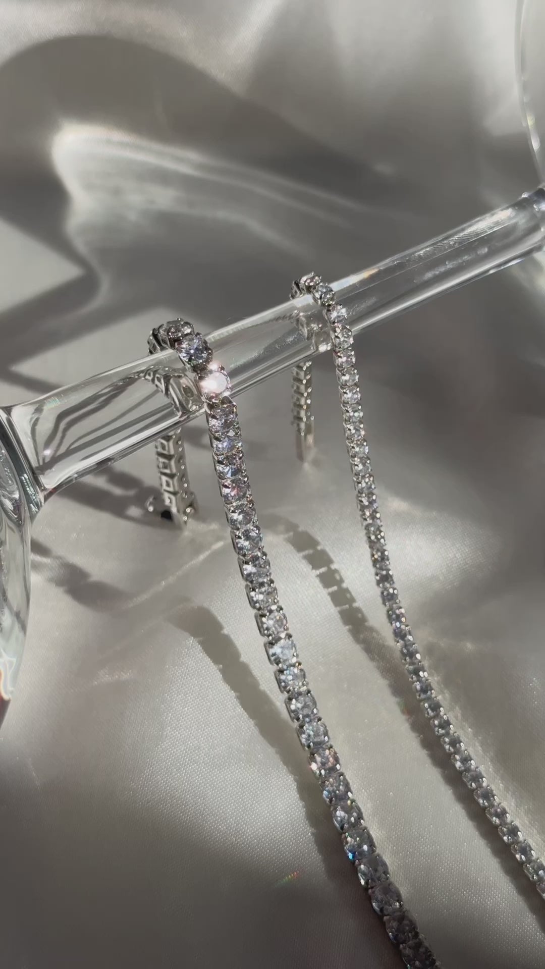 וידאו נטען: 