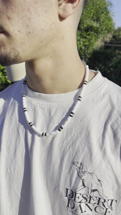 שרשרת לבן שחור